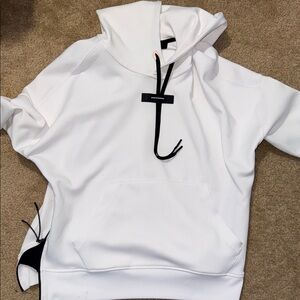 On Swiss Engineering Running Women's White Hoodie